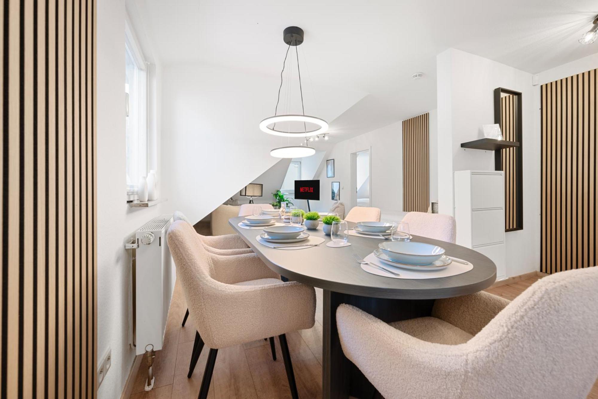 Malu Rooms - Im Stadtzentrum, Smarttv, Netflix, 24H Checkin Ludwigsburg Bagian luar foto