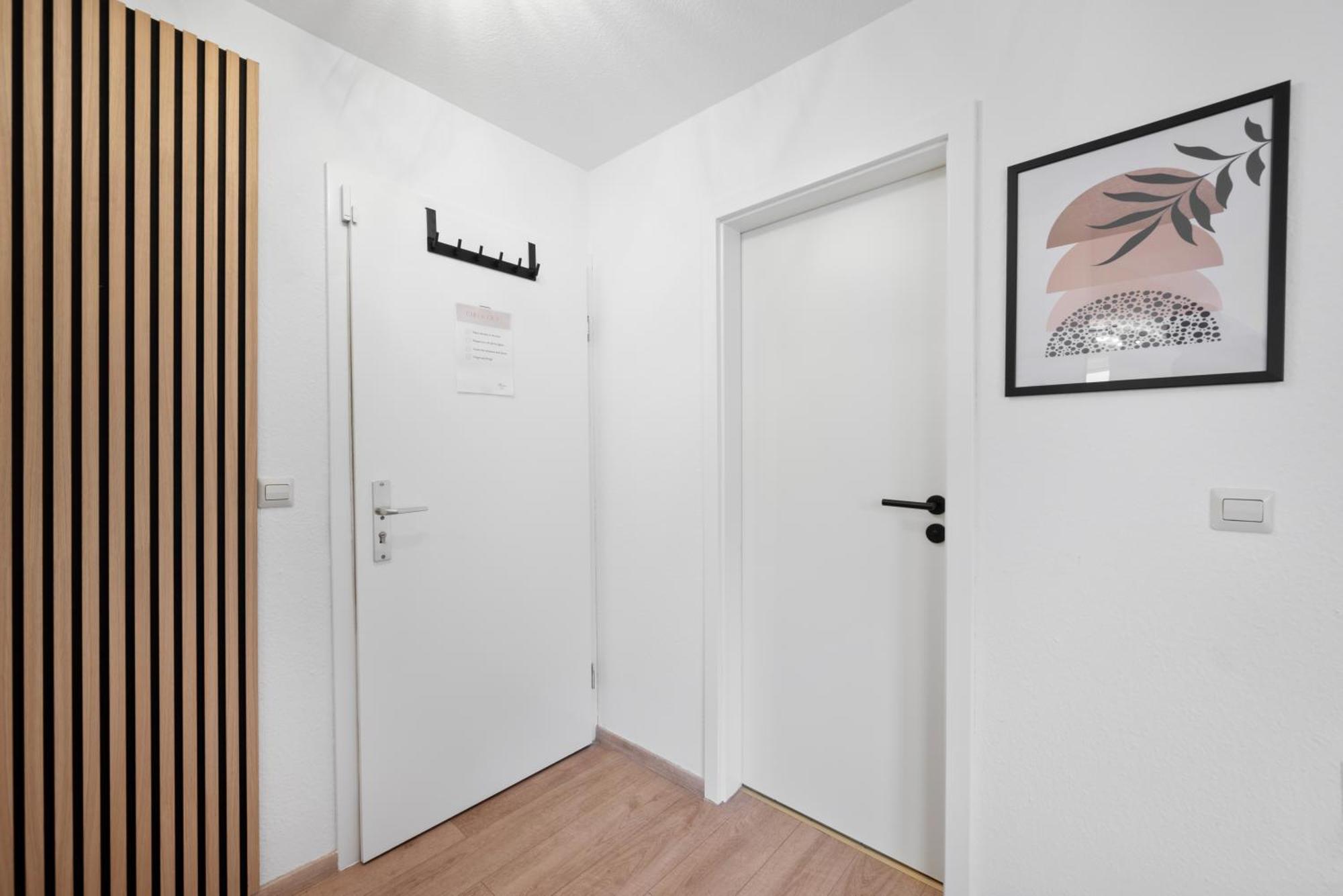 Malu Rooms - Im Stadtzentrum, Smarttv, Netflix, 24H Checkin Ludwigsburg Bagian luar foto